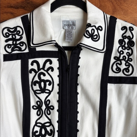 Chicos embroidered blazer - Picture 2 of 10